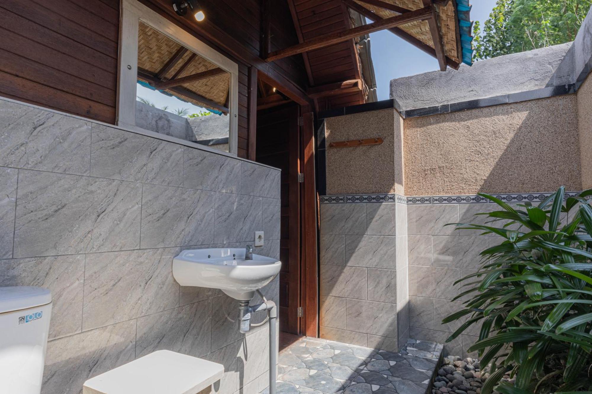 Maha Nusa Menjangan バニュウェダン 部屋 写真